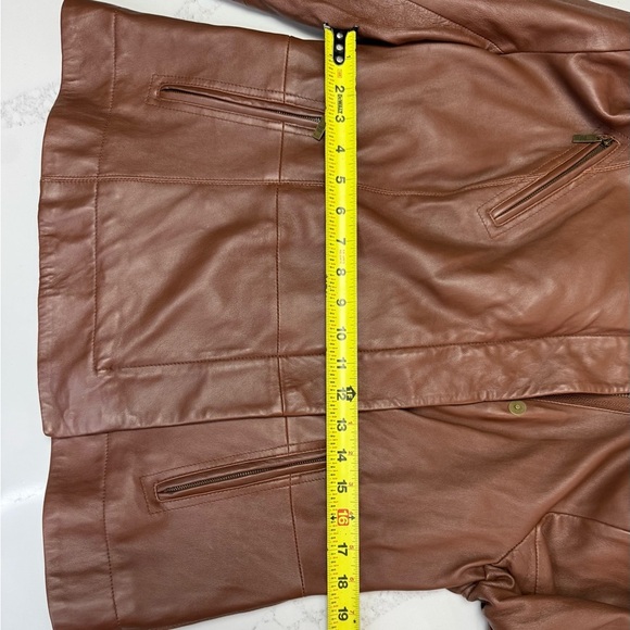 Pamela McCoy  Brown Leather Jacket size L with Faux Fur Collar - Picture 9 of 11